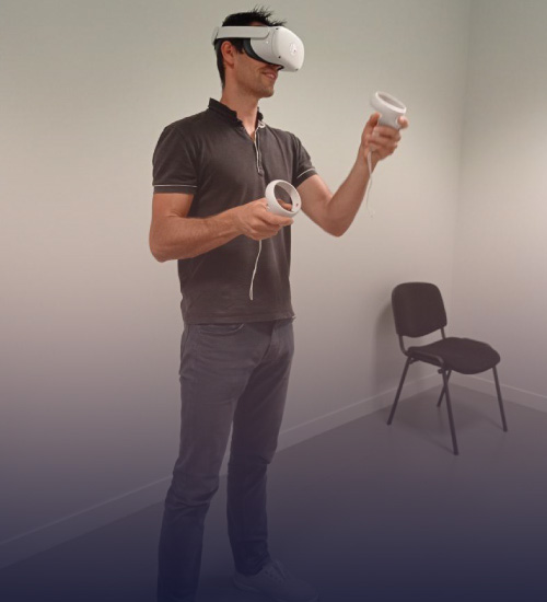 Entraineur coach sportif testeur de la solution de réalité virtuelle